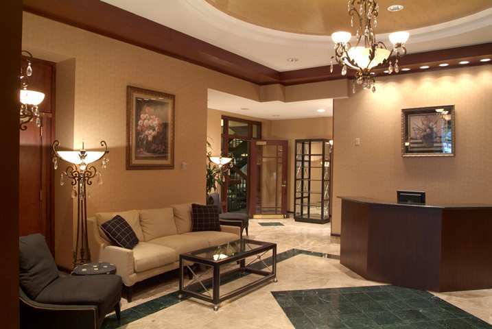 Embassy Suites Cleveland - Downtown Interior photo